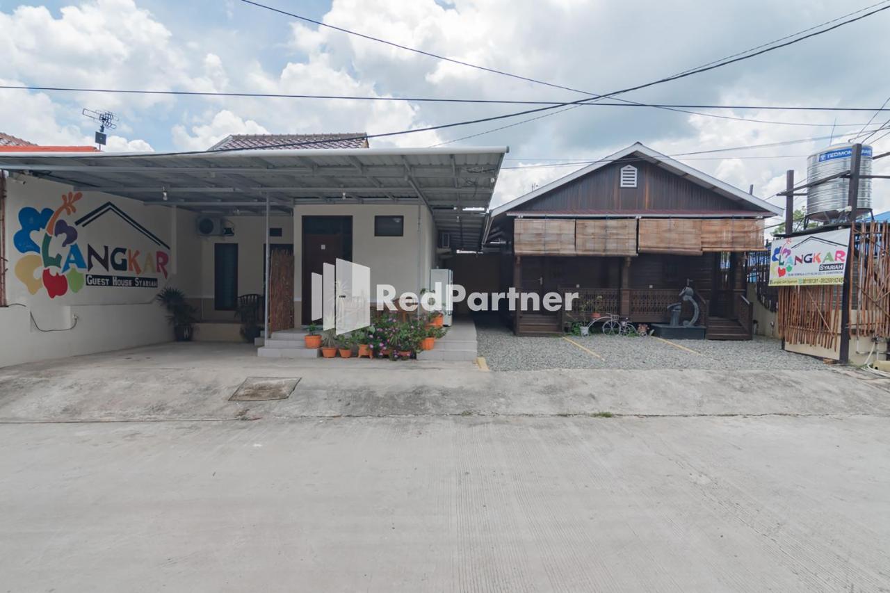 Langkar Guest House Syariah Mitra Reddoorz Samarinda Dış mekan fotoğraf
