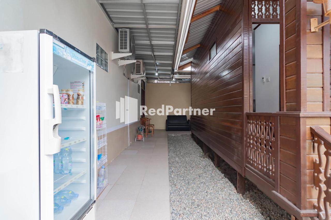 Langkar Guest House Syariah Mitra Reddoorz Samarinda Dış mekan fotoğraf