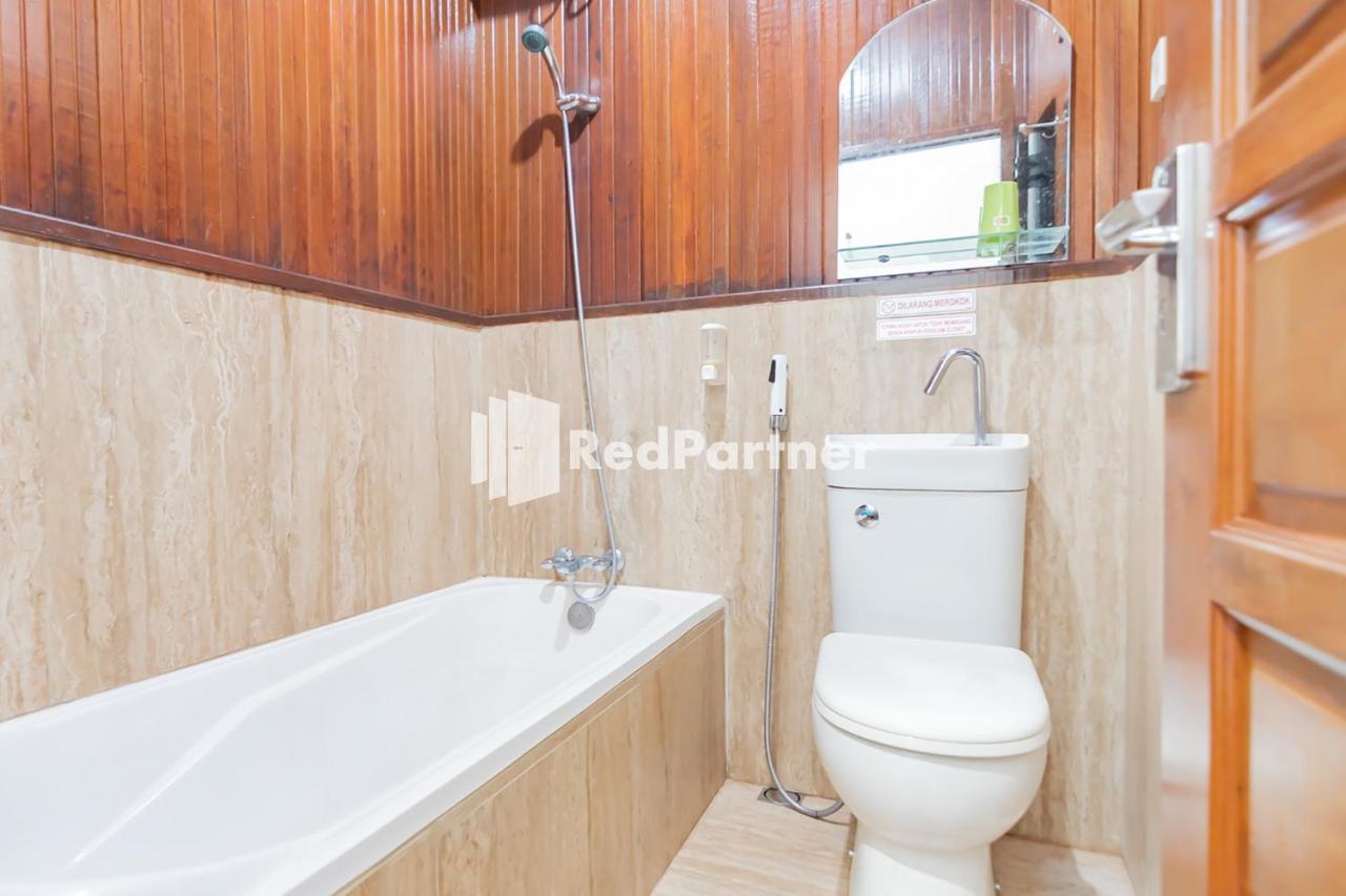 Langkar Guest House Syariah Mitra Reddoorz Samarinda Dış mekan fotoğraf