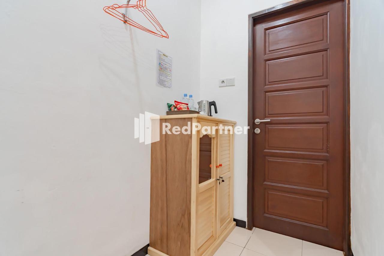 Langkar Guest House Syariah Mitra Reddoorz Samarinda Dış mekan fotoğraf