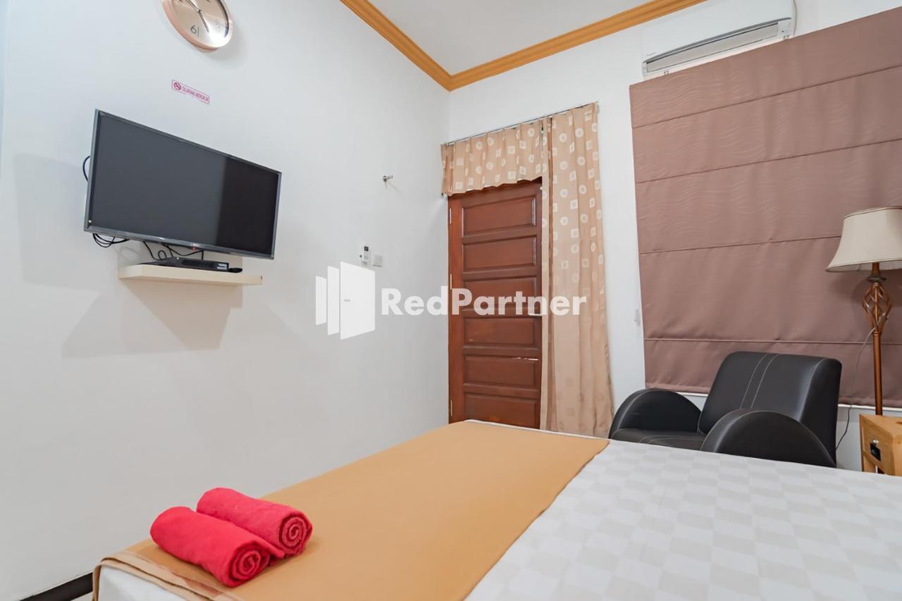 Langkar Guest House Syariah Mitra Reddoorz Samarinda Dış mekan fotoğraf